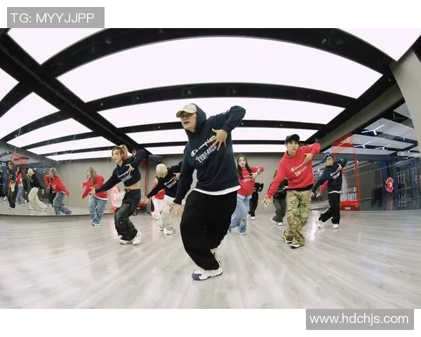 运动黄娜独家分享街舞心得与体育结合的独特魅力与技巧探讨